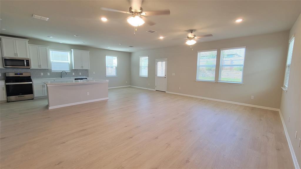 184 Jackman DR — photo 4