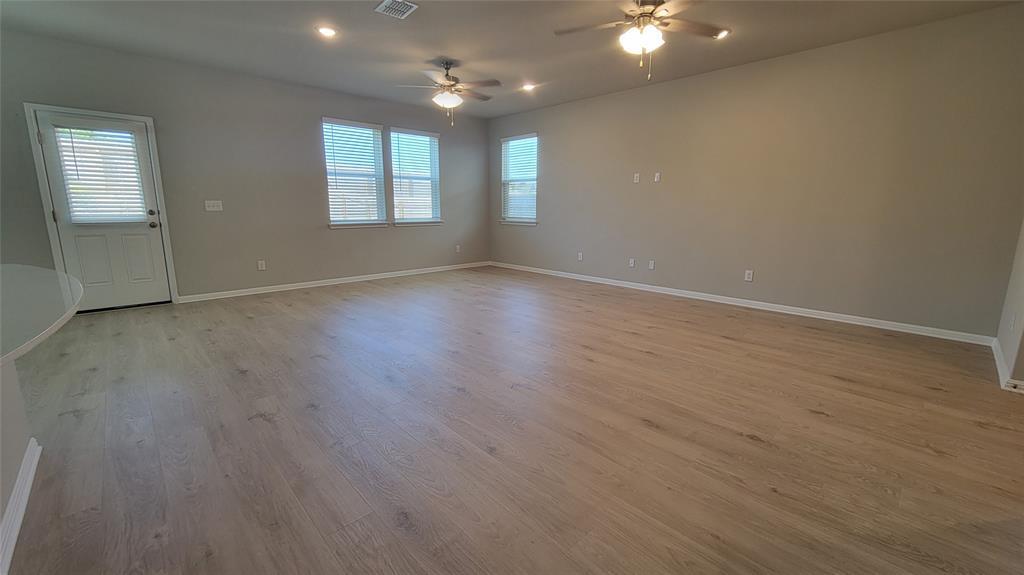 184 Jackman DR — photo 5