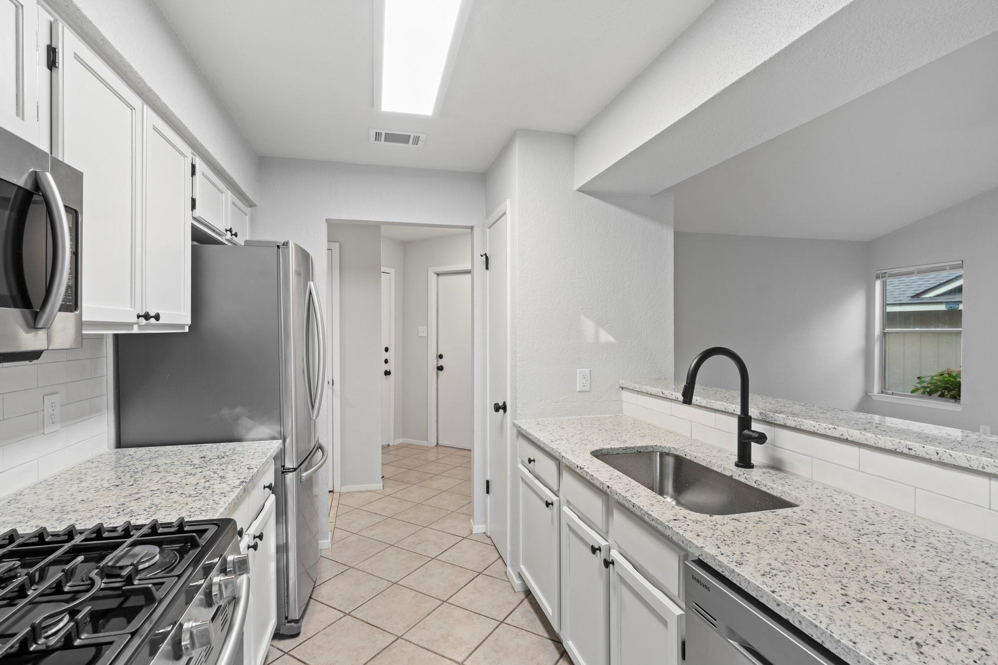9100 Wagtail DR — photo 4