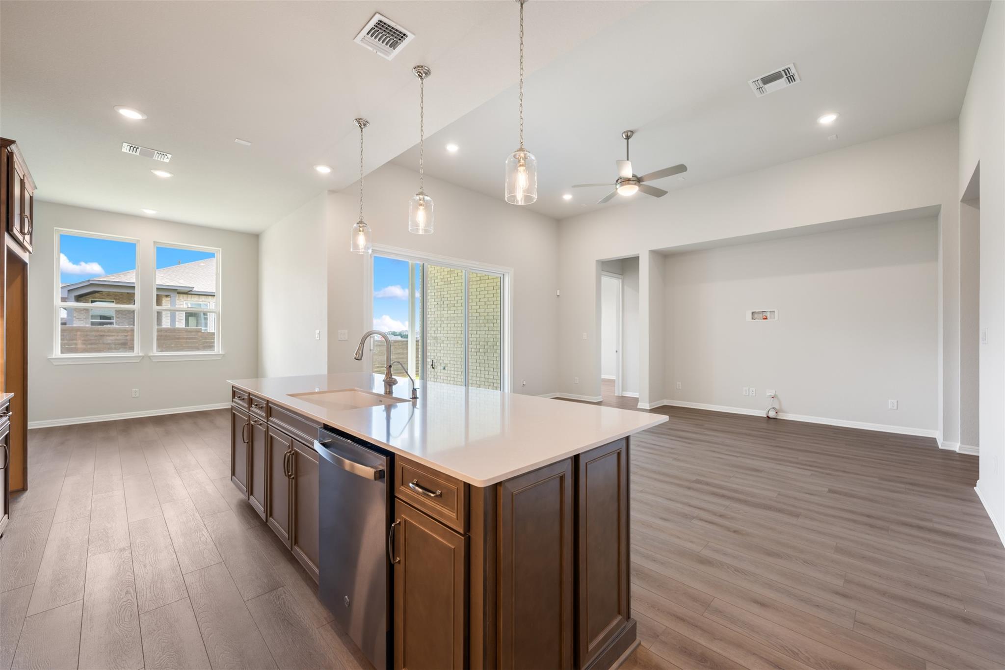17532 Junipero ST — photo 5