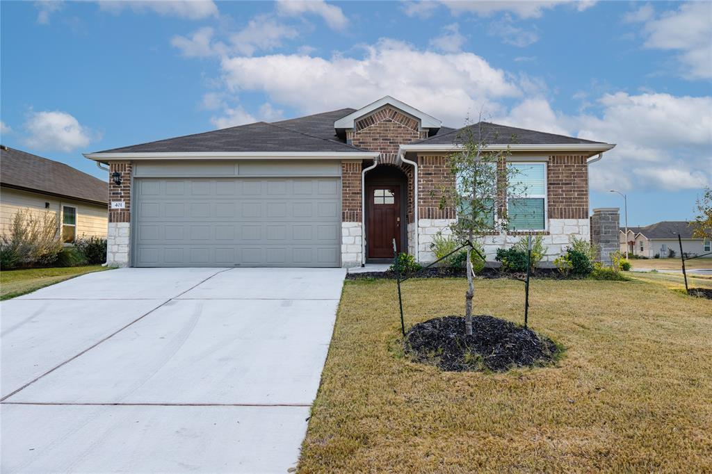 401 Abbey LN — photo 3