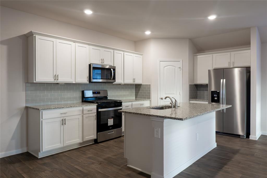 401 Abbey LN — photo 4