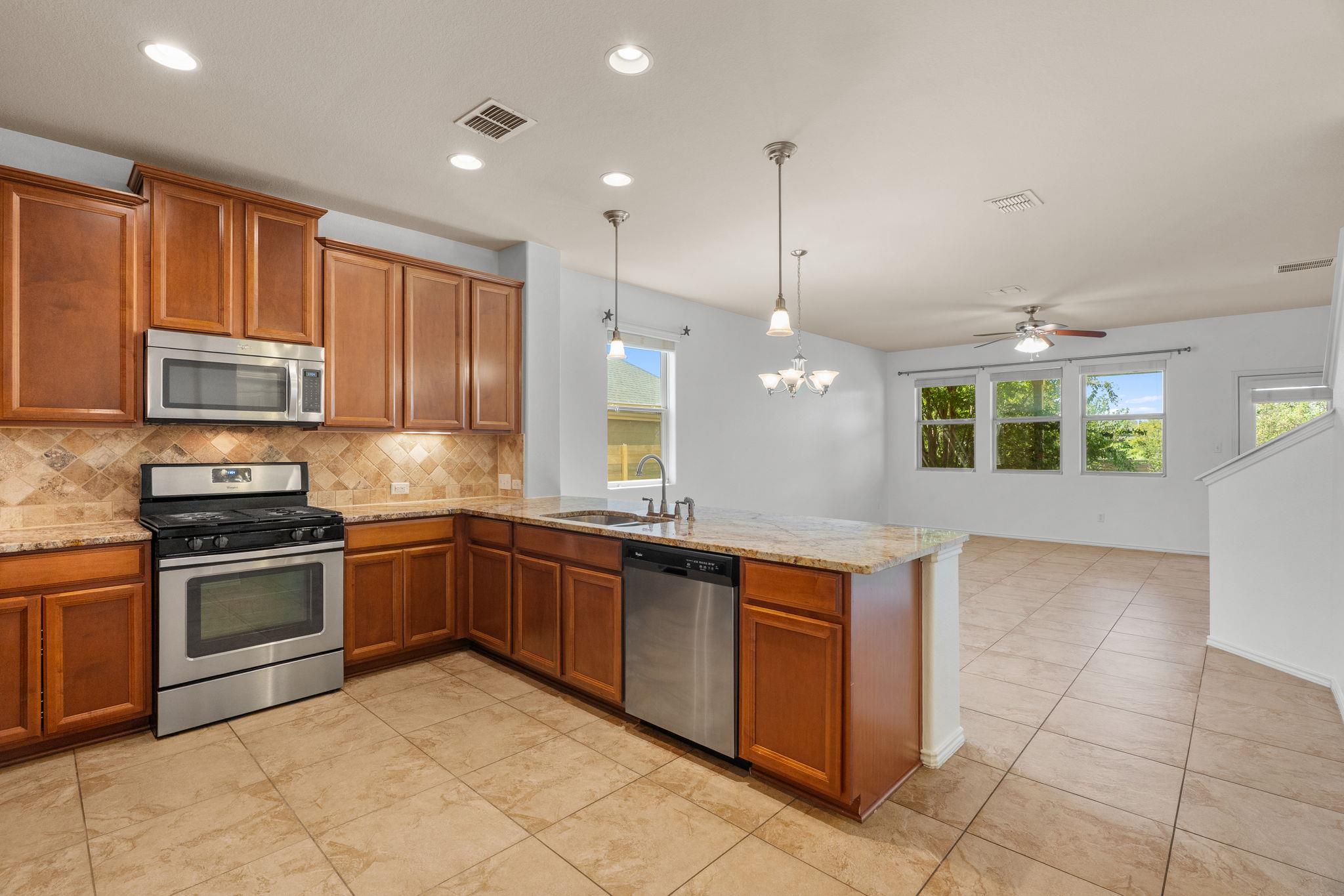 2627 Garlic Creek DR — photo 4