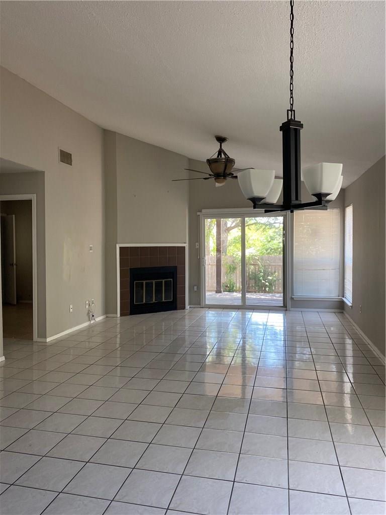 11915 Rosethorn DR — photo 3