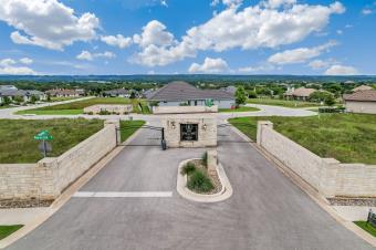 1941 Art Adams Way WAY — photo 4