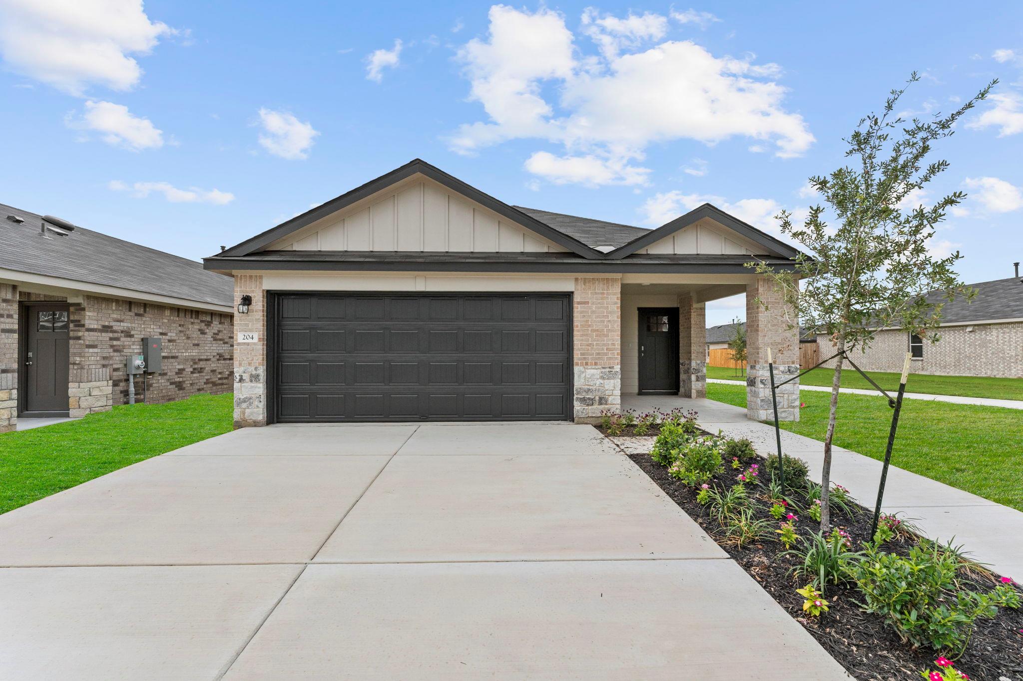 204 RAYMONDVILLE PATH