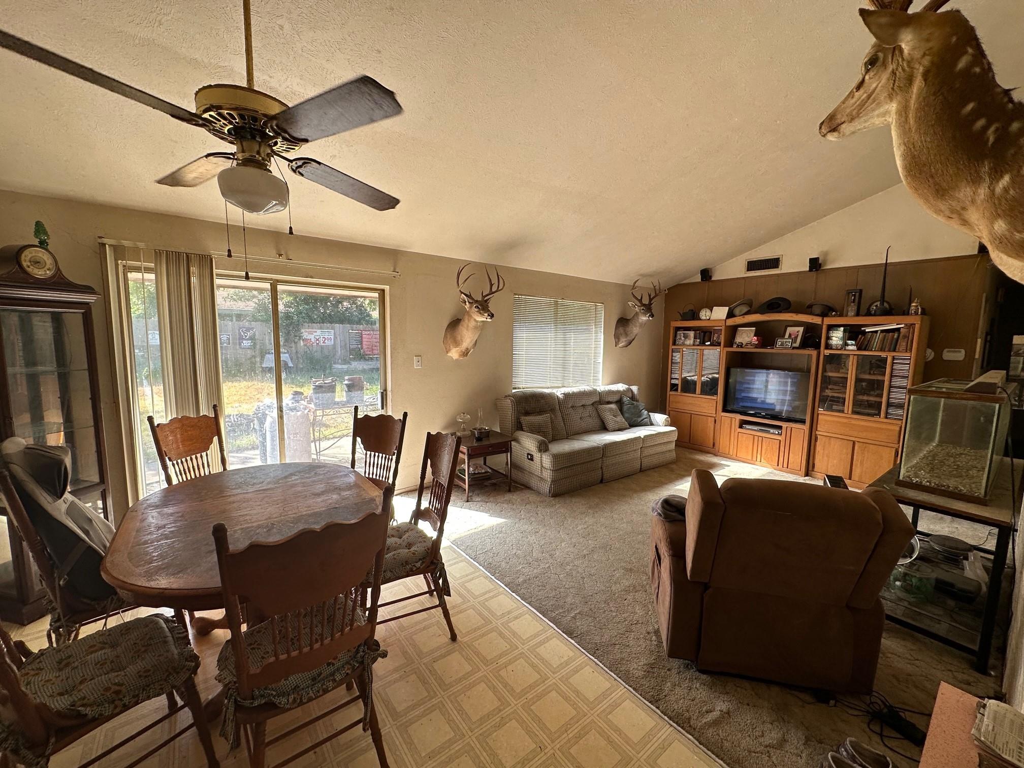 8311 Briarwood LN — photo 3