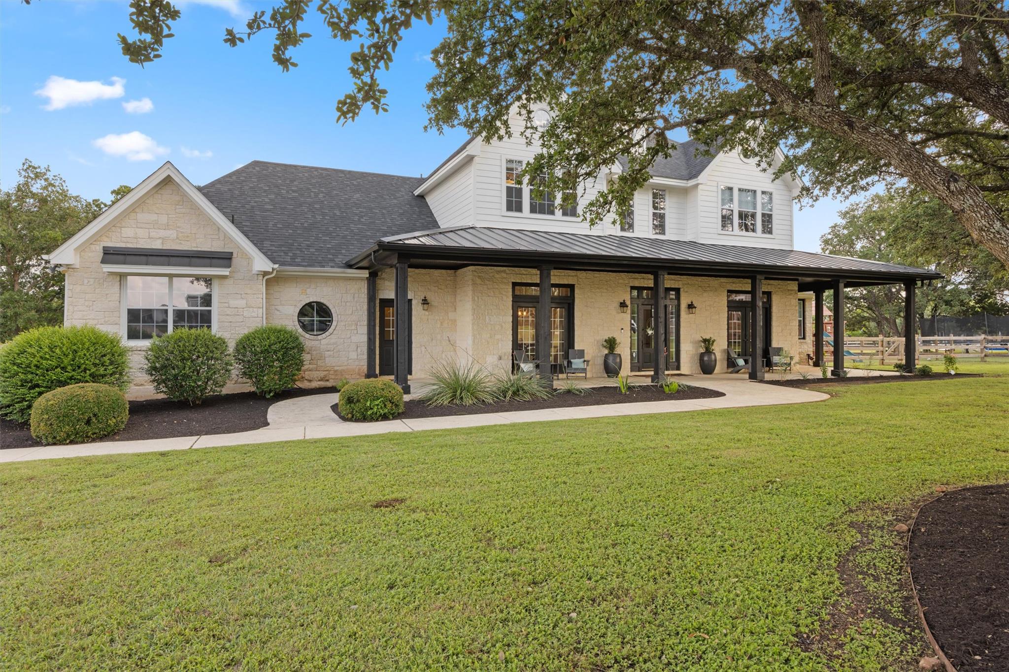 140 Vincas Shadow CT — photo 3