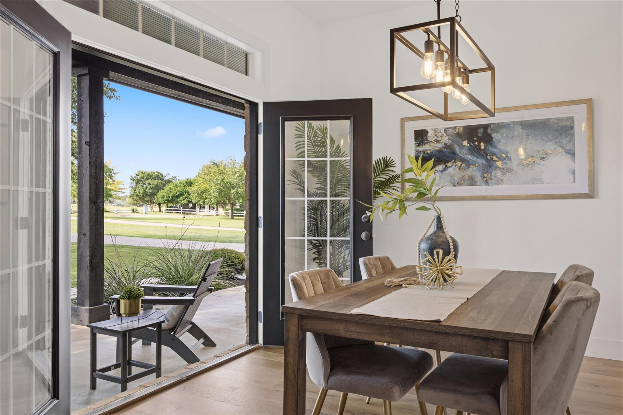140 Vincas Shadow CT — photo 4