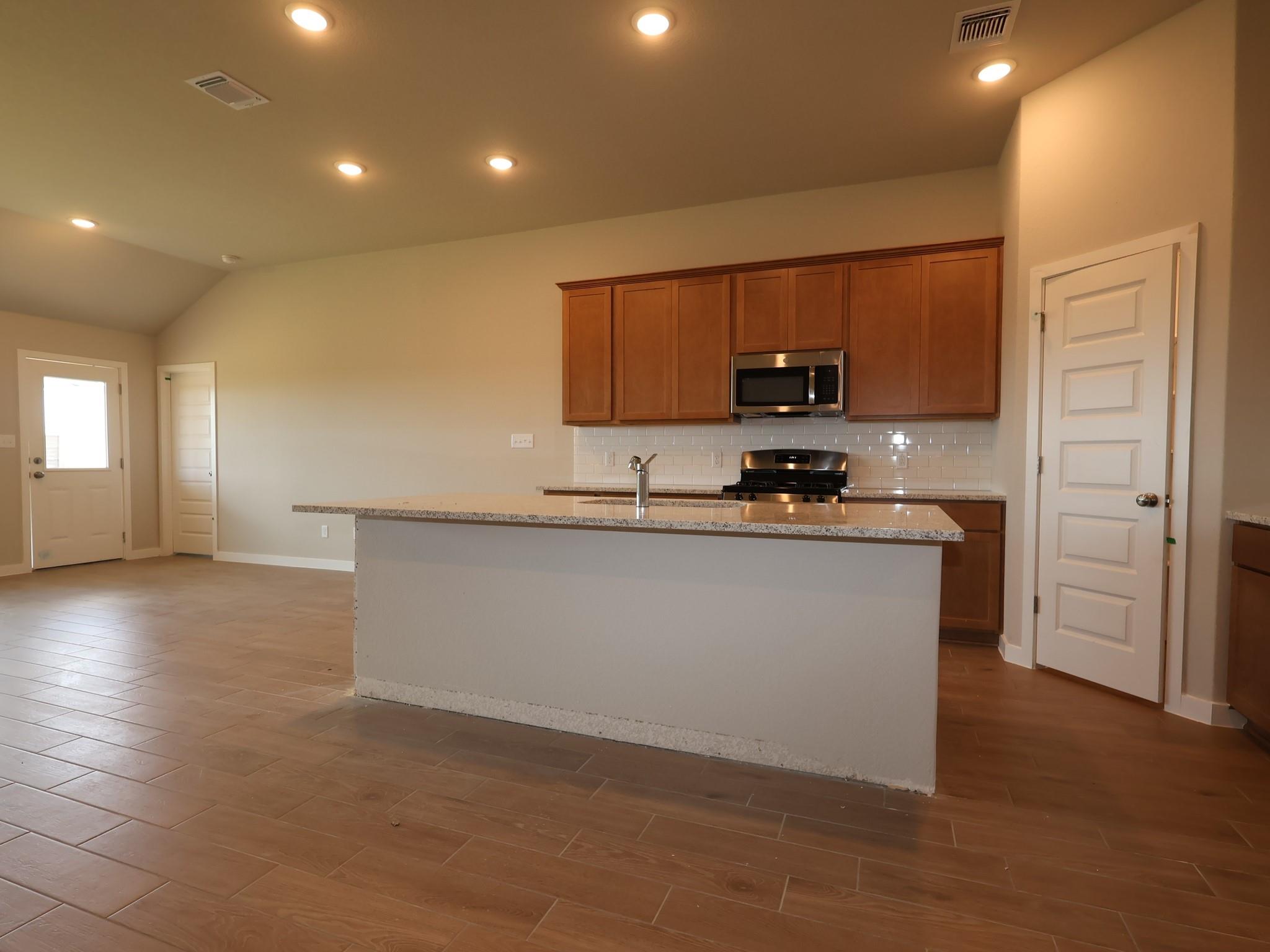 10204 Pink Billed Cuckoo DR — photo 4