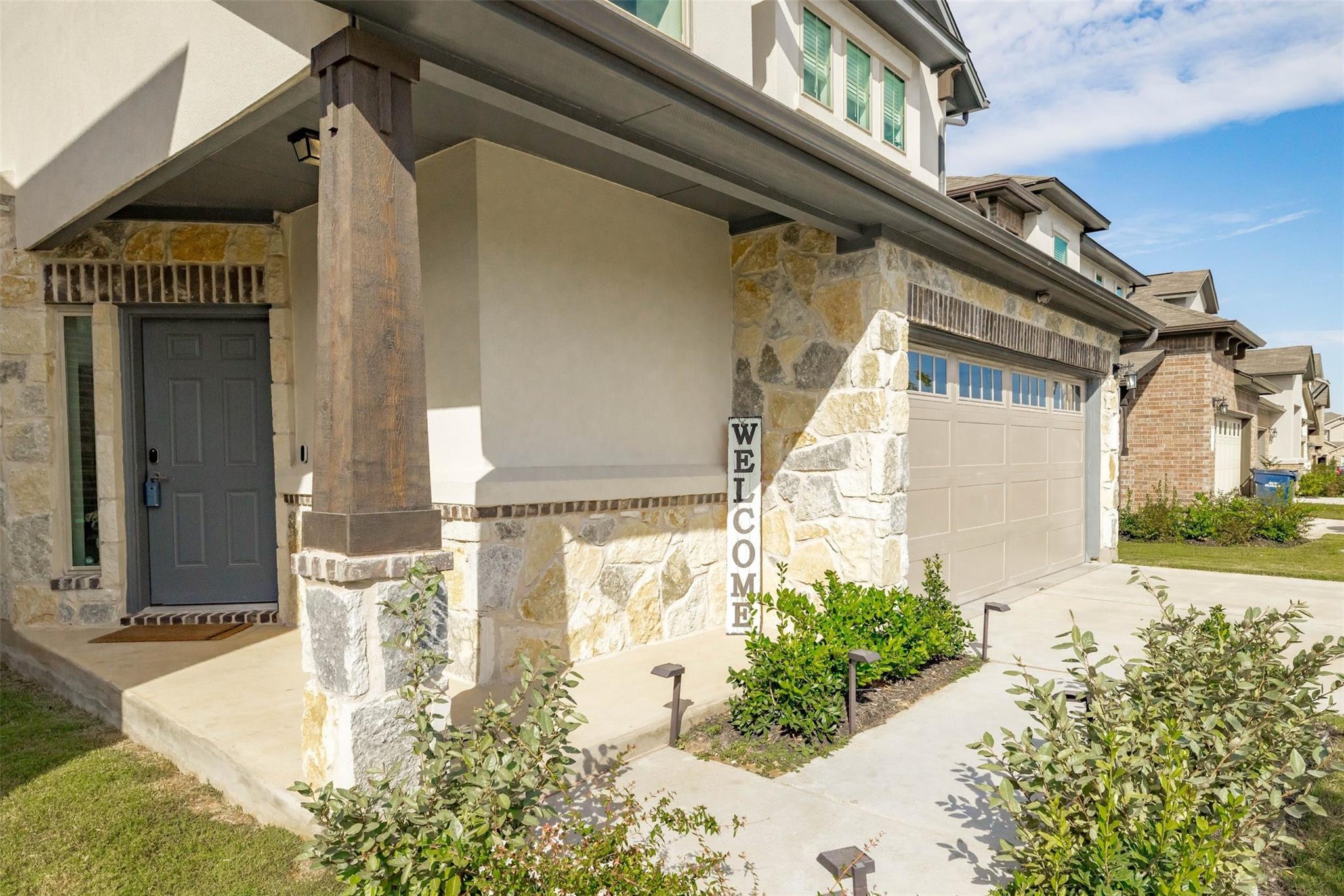 424 Arrowhead Vine ST — photo 3