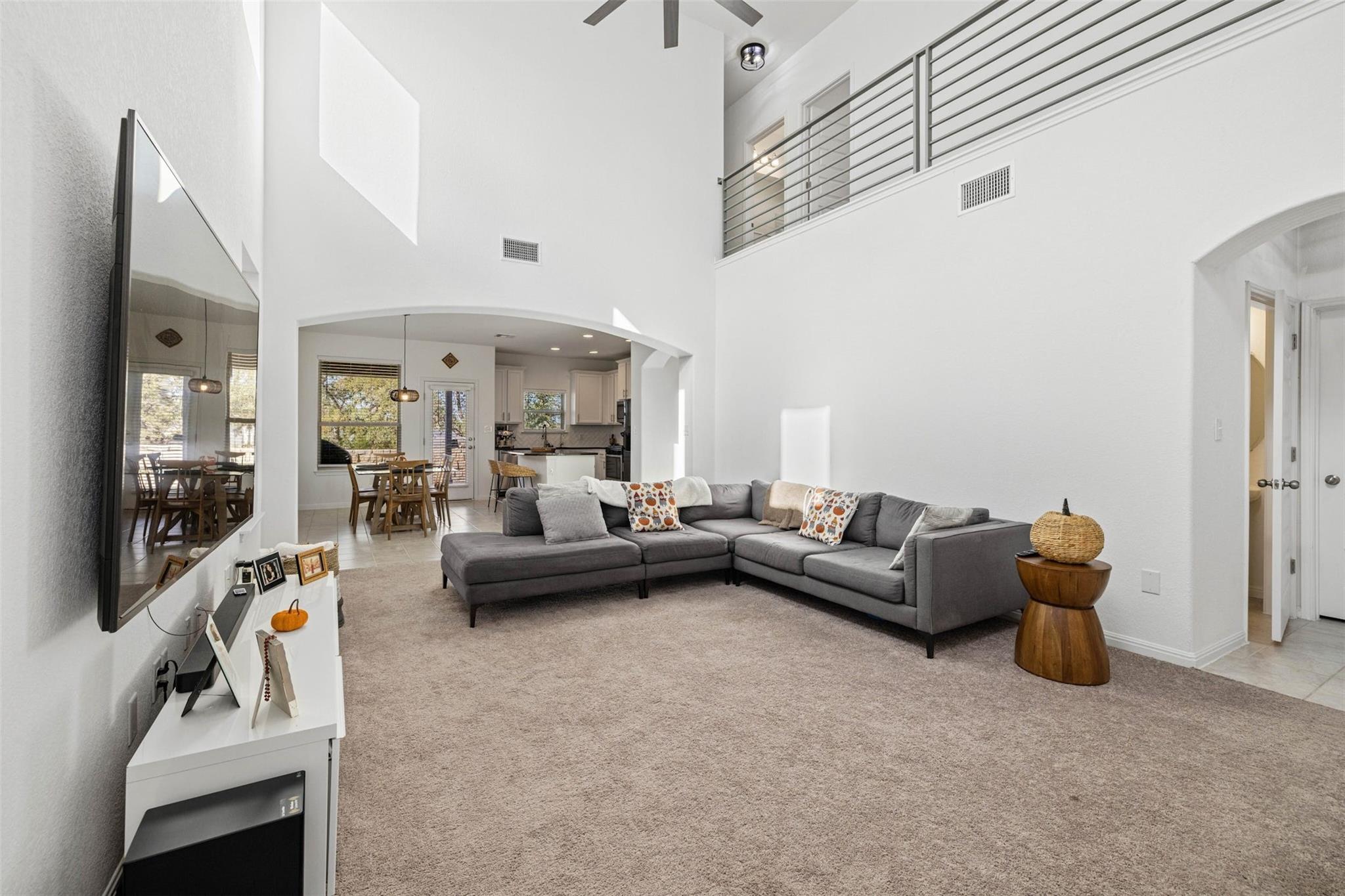 424 Arrowhead Vine ST — photo 5