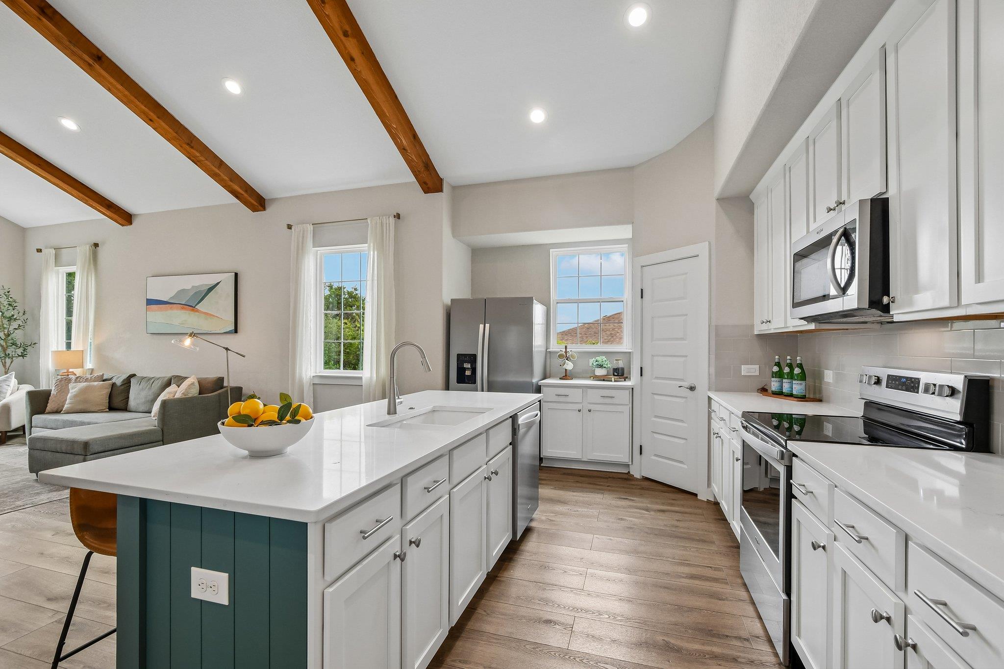 2909 Davis CV — photo 3