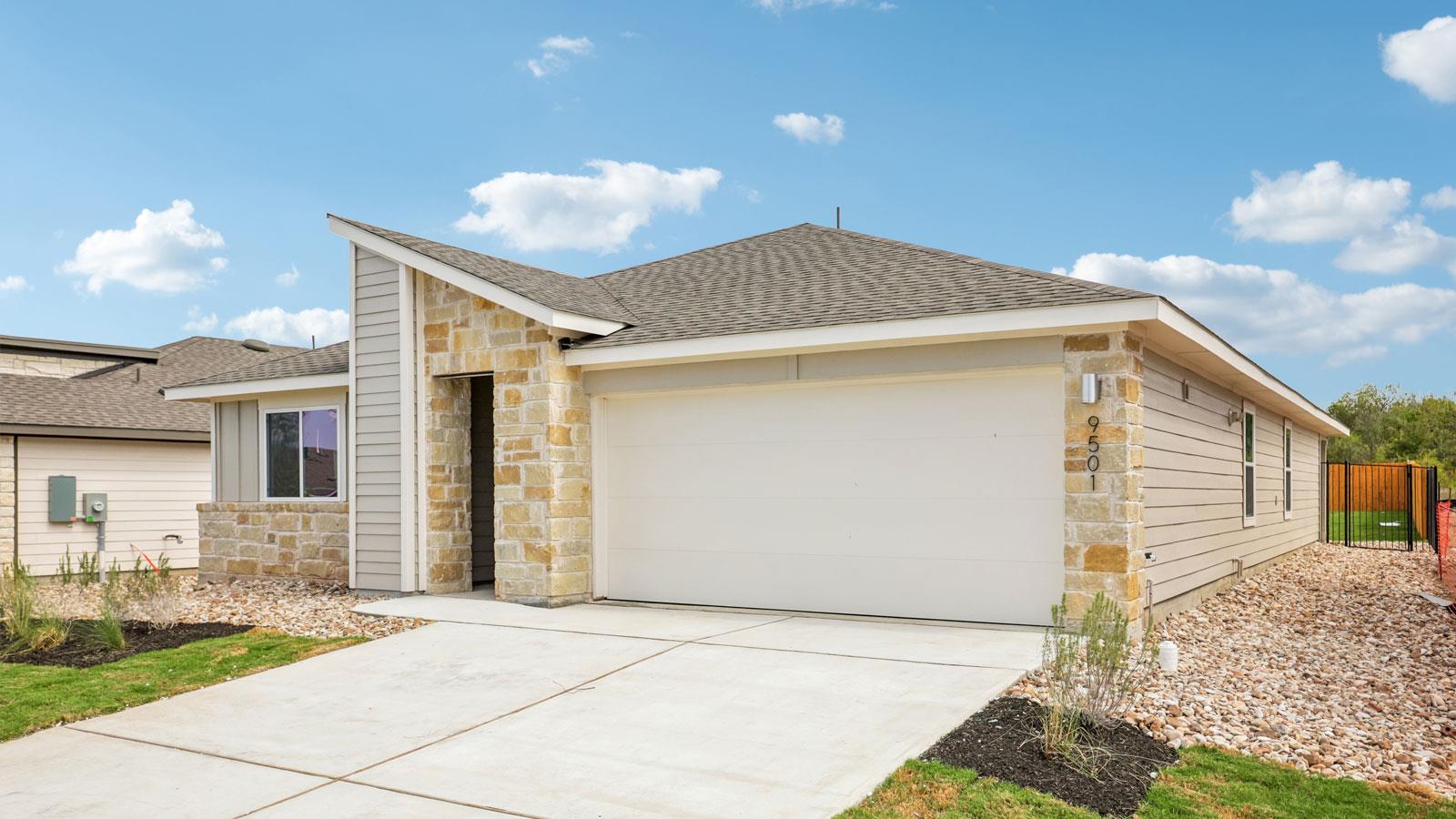 9501 Buckstitch Saddle DR — photo 3