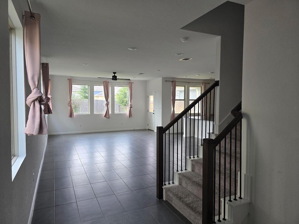 348 Fluttermill LOOP — photo 3
