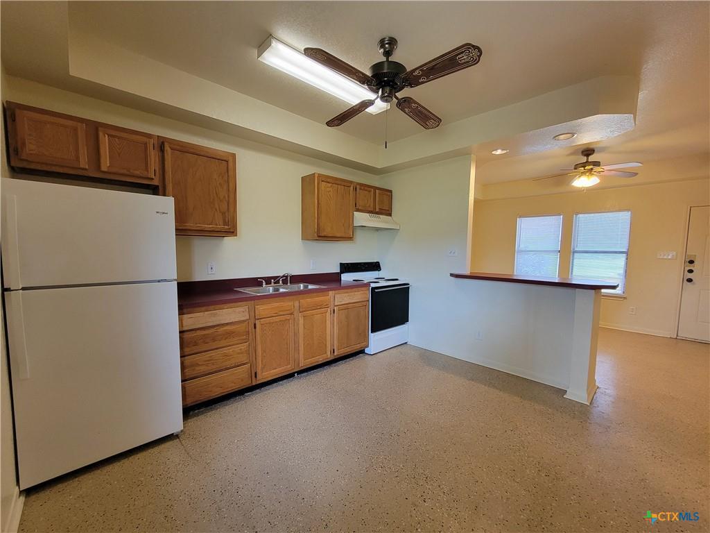 10413 Trimmier RD — photo 4