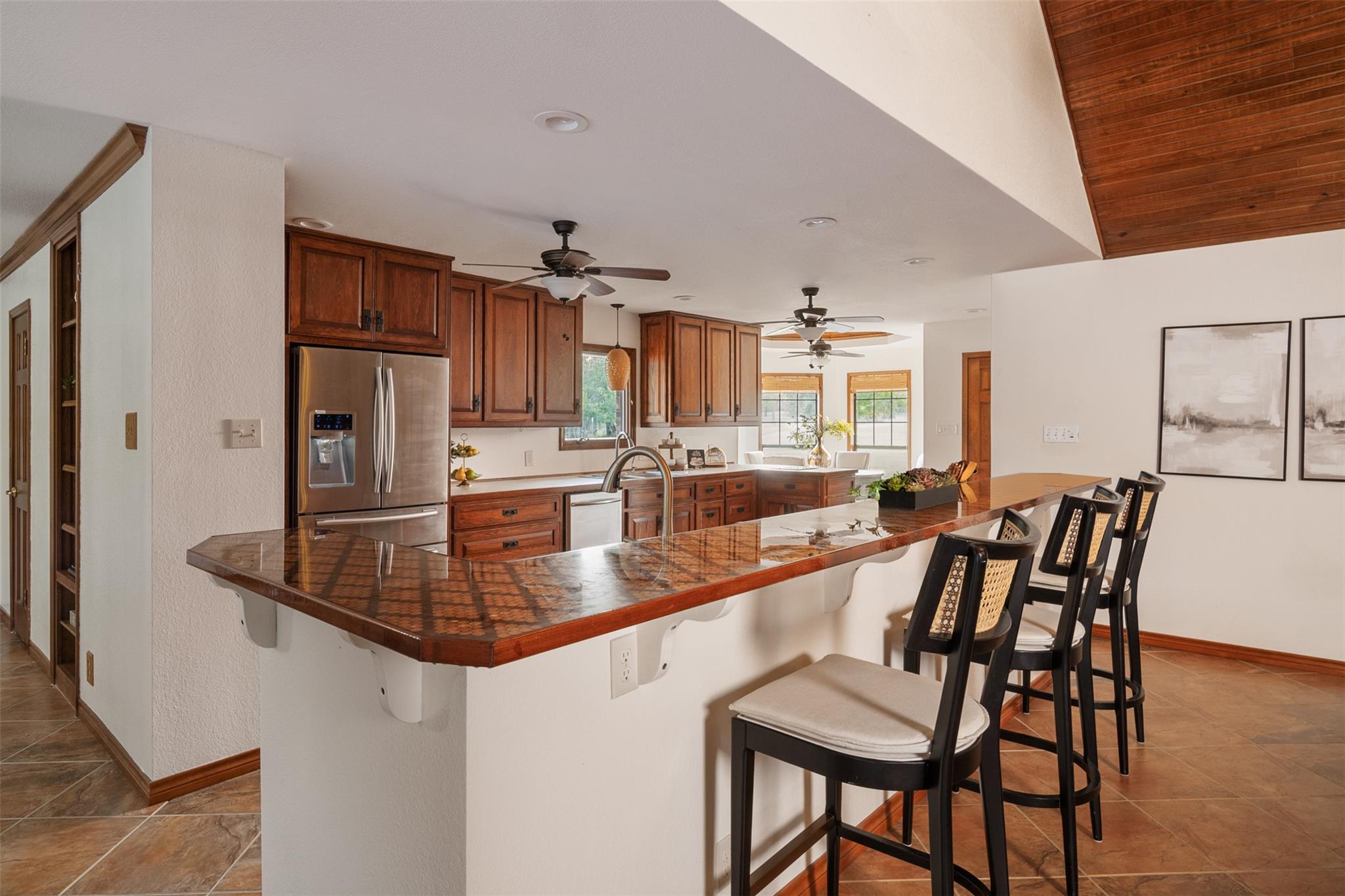 509 Roy Creek LN — photo 5