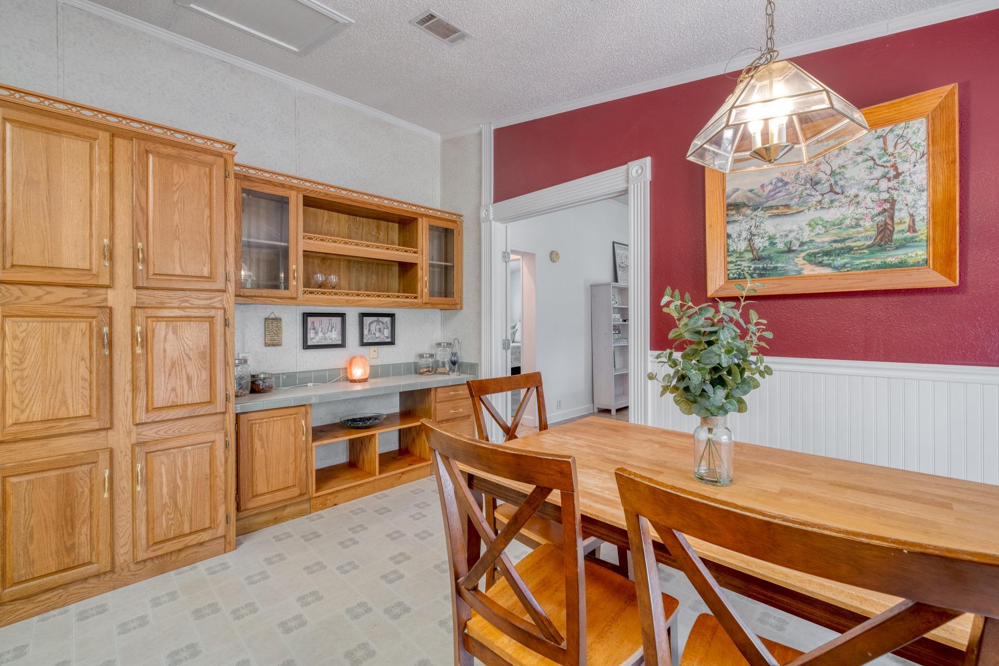 229 Green Mountain DR — photo 4