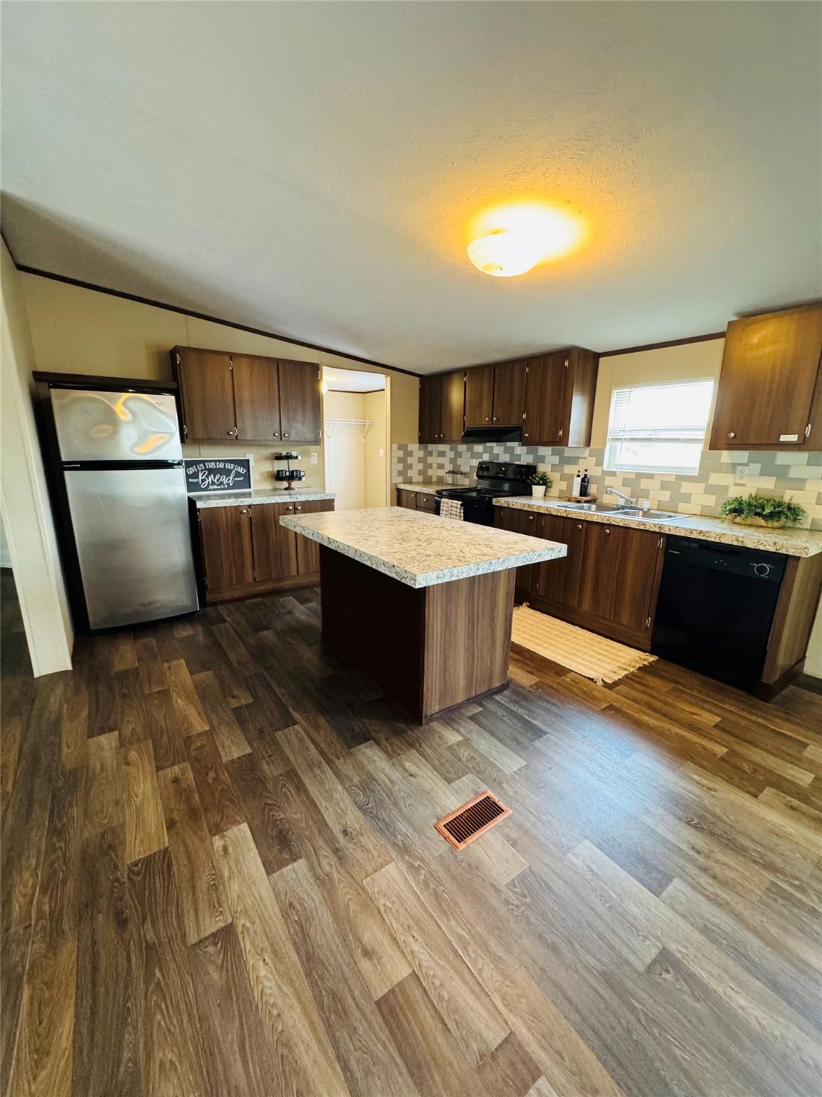 360 Margarita DR