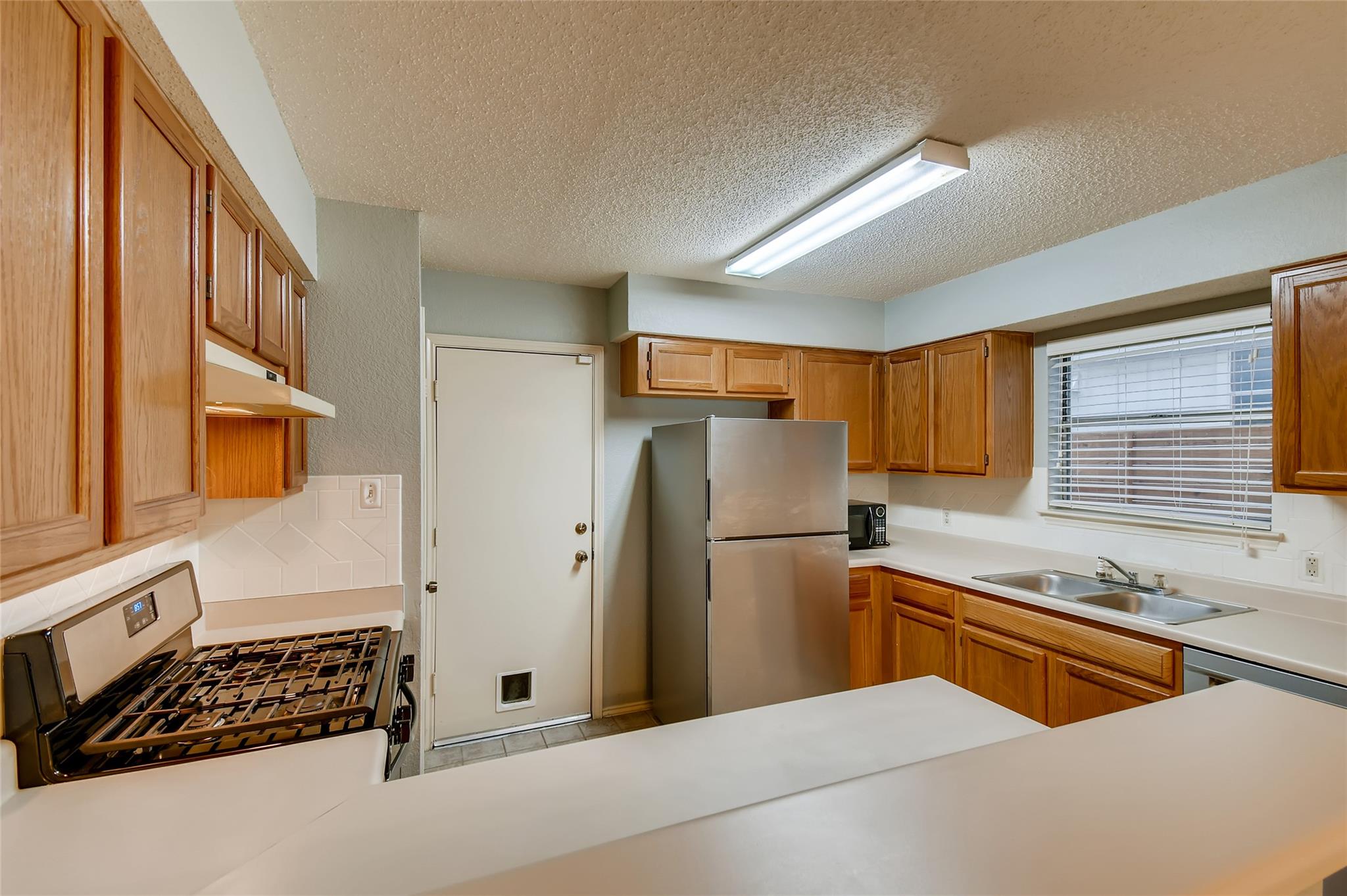 14008 Maricella LN — photo 5