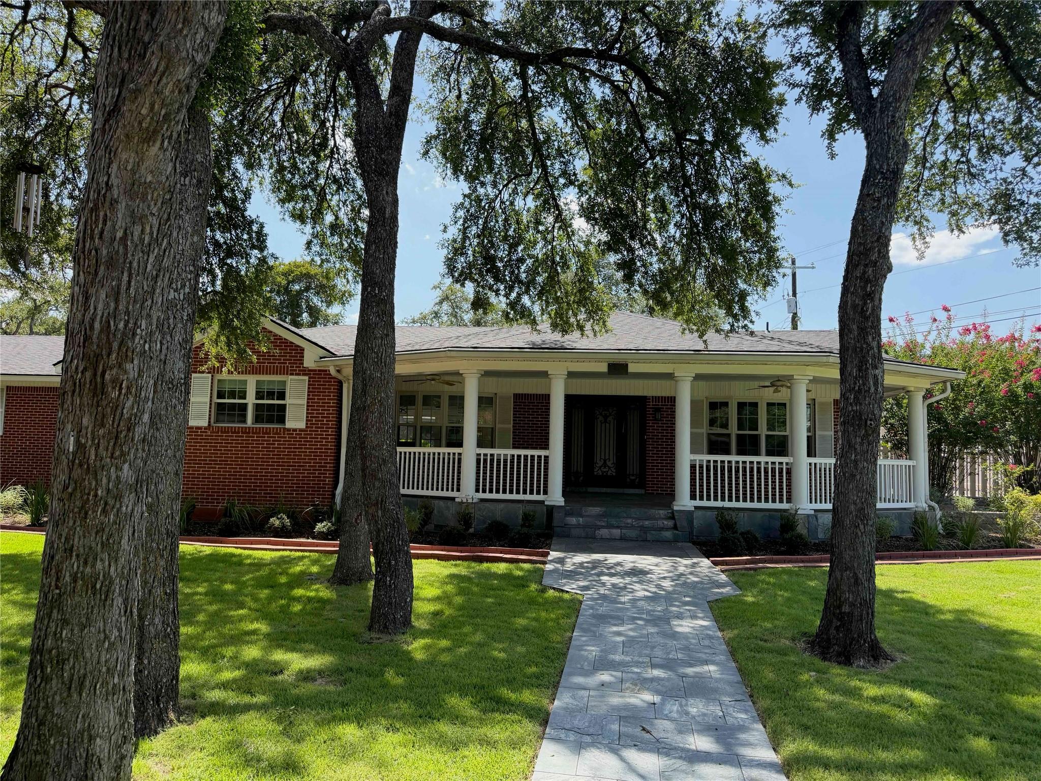 11906 Arch Hill DR — photo 4