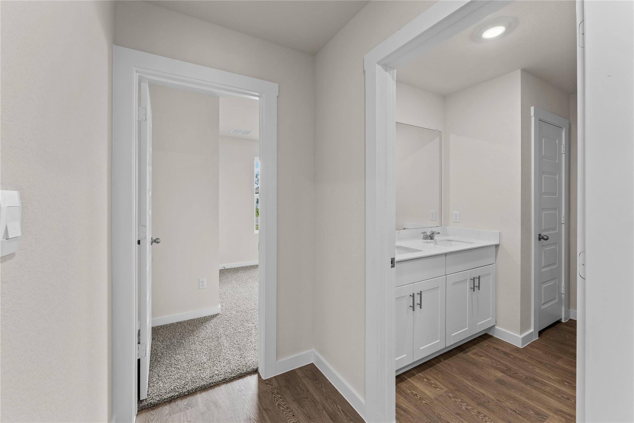 375 ELKINS PRAIRIE DR — photo 4
