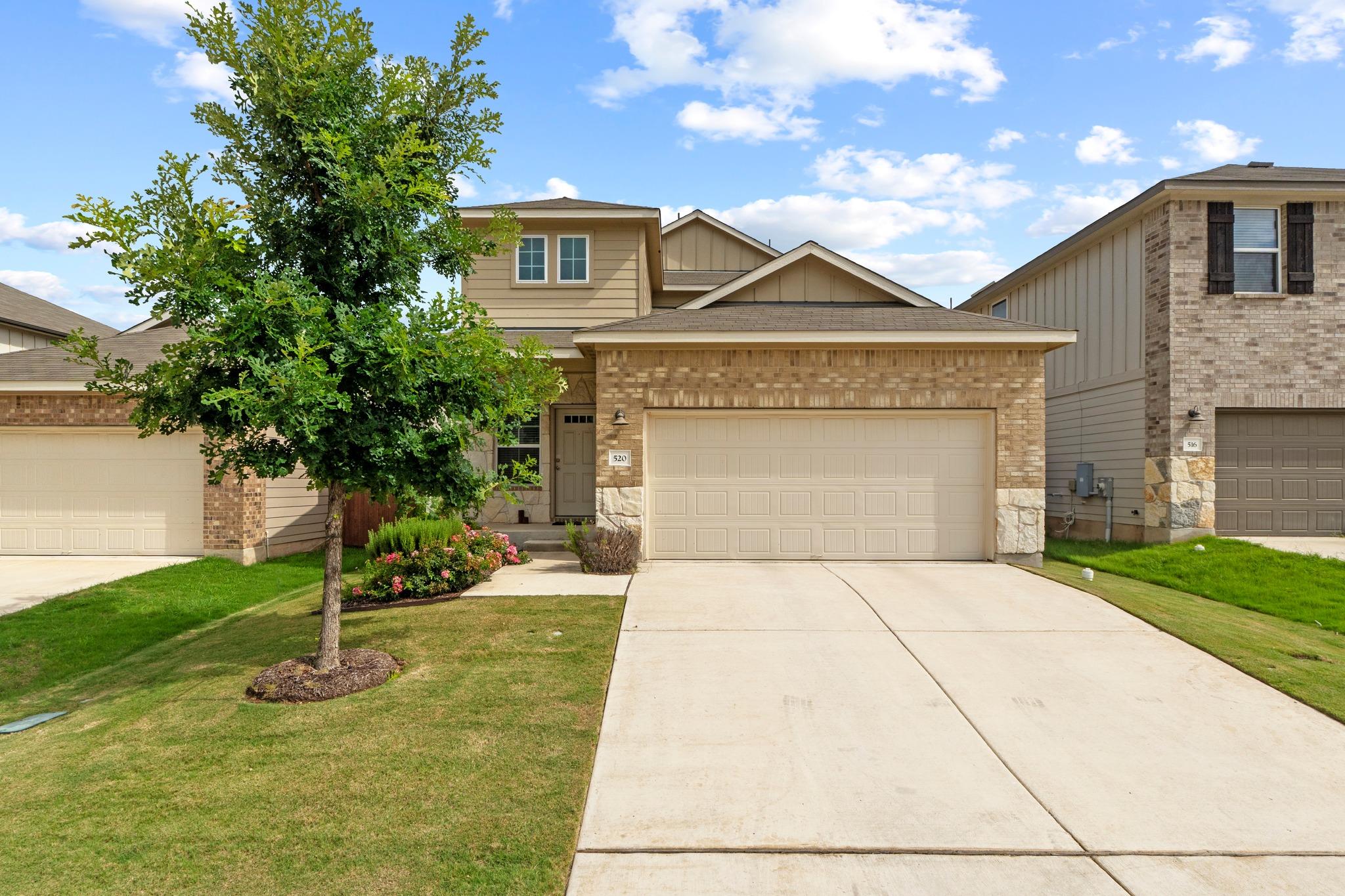 520 Longmount CV — photo 3