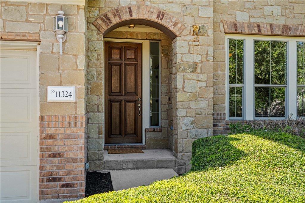 11324 Cherisse DR — photo 4