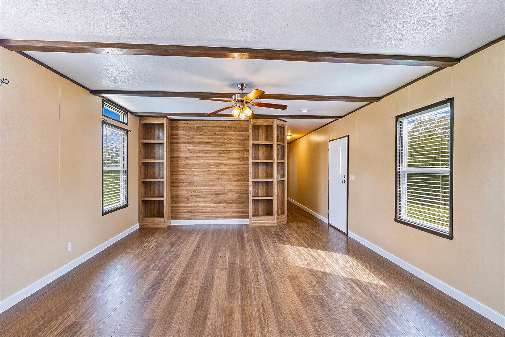 935 Lower Red Rock RD — photo 3