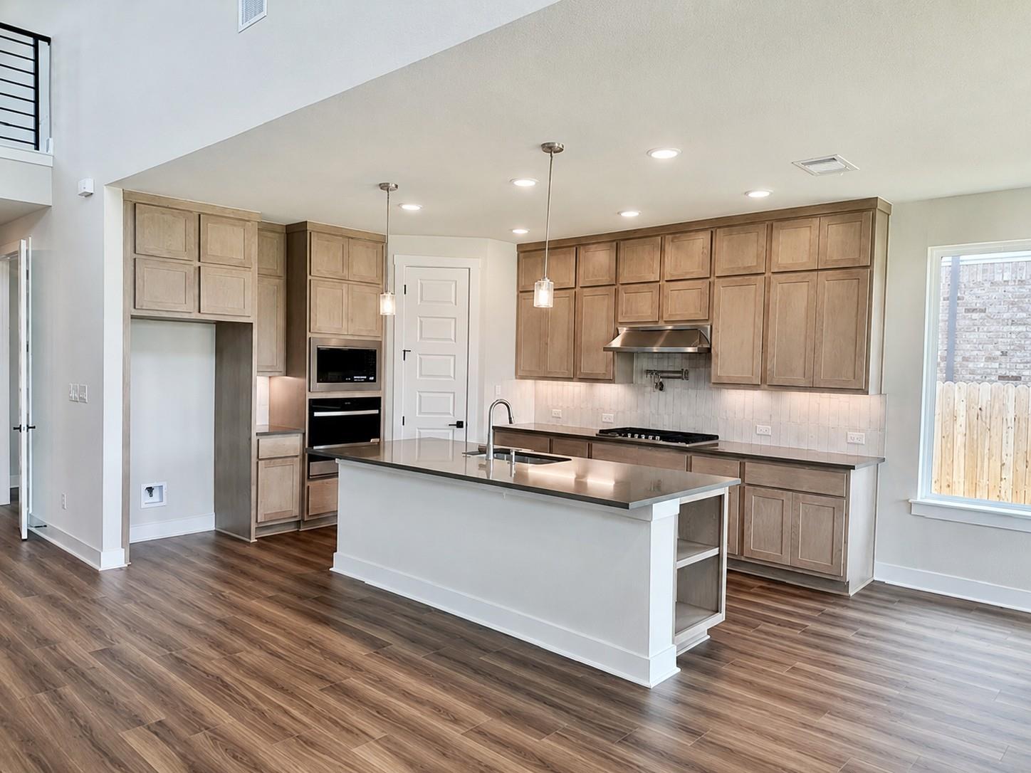 19600 Erna DR — photo 3