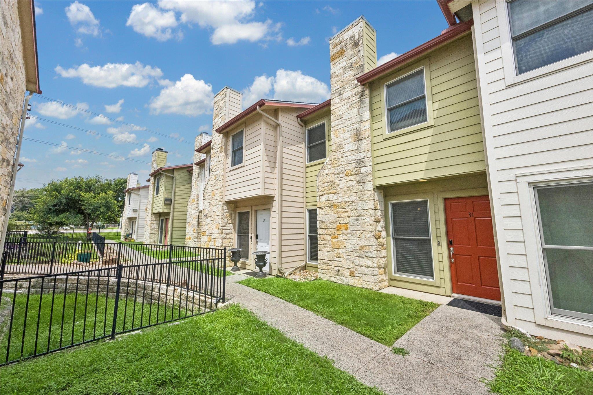 6900 Riverside DR #31 — photo 4