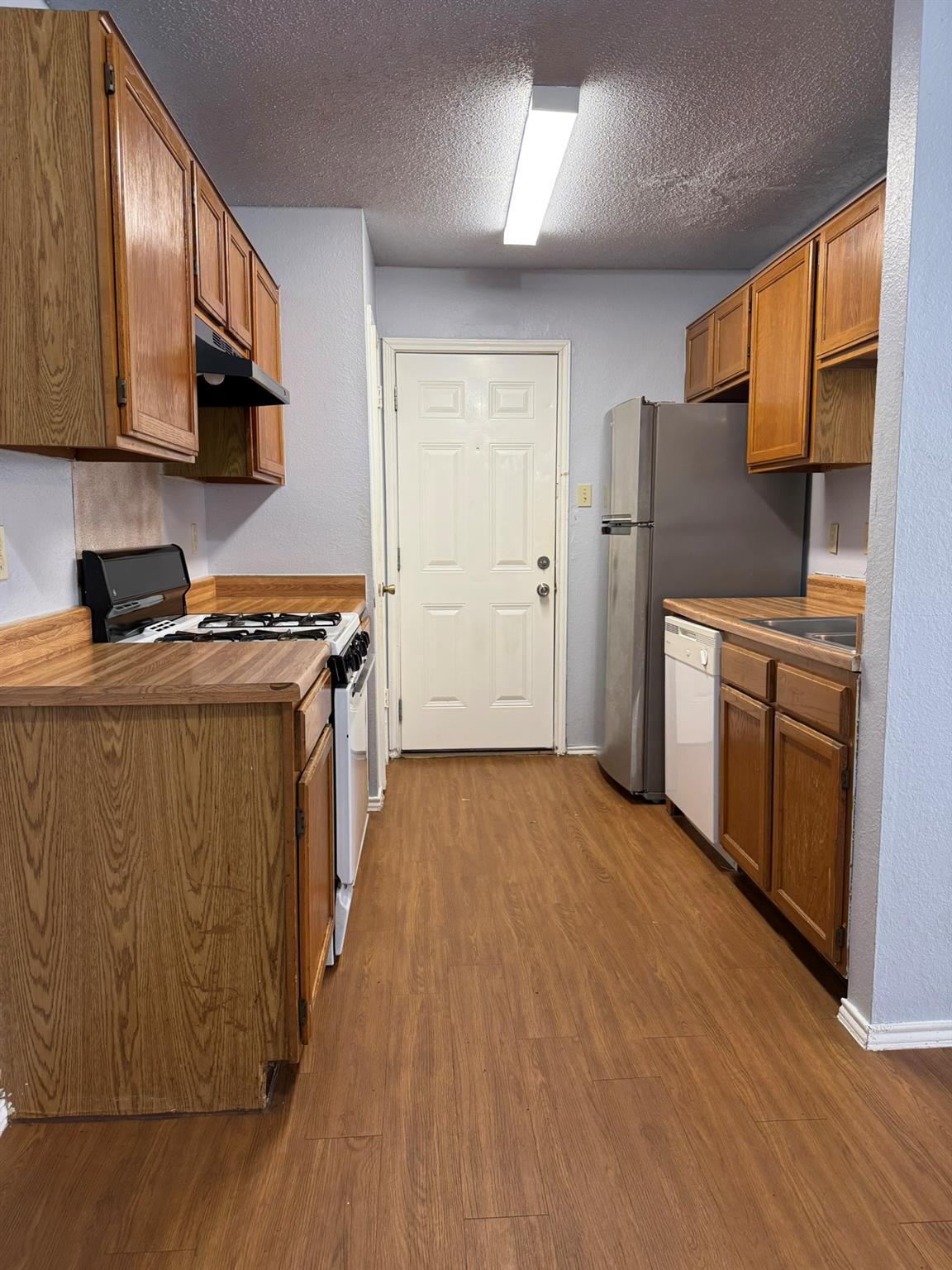 1200 Orchard Park CIR — photo 5