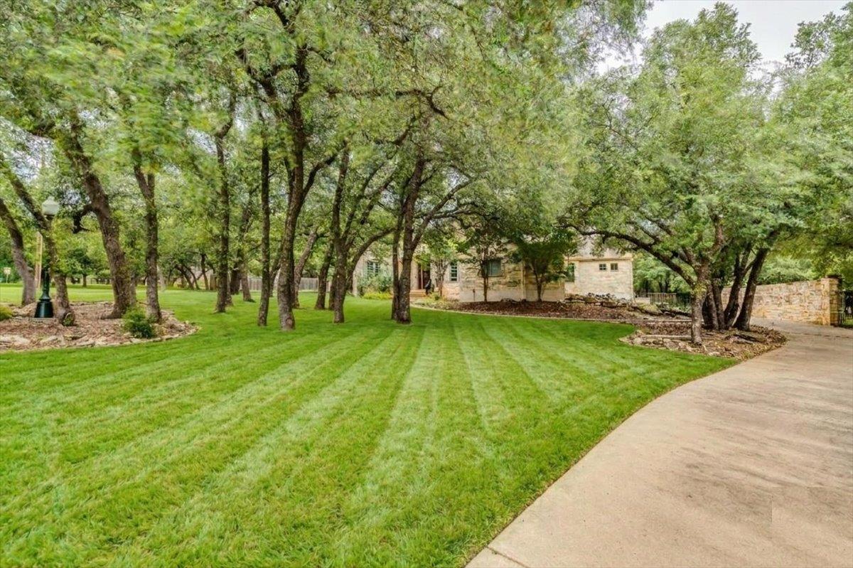 103 Silverstone DR — photo 5