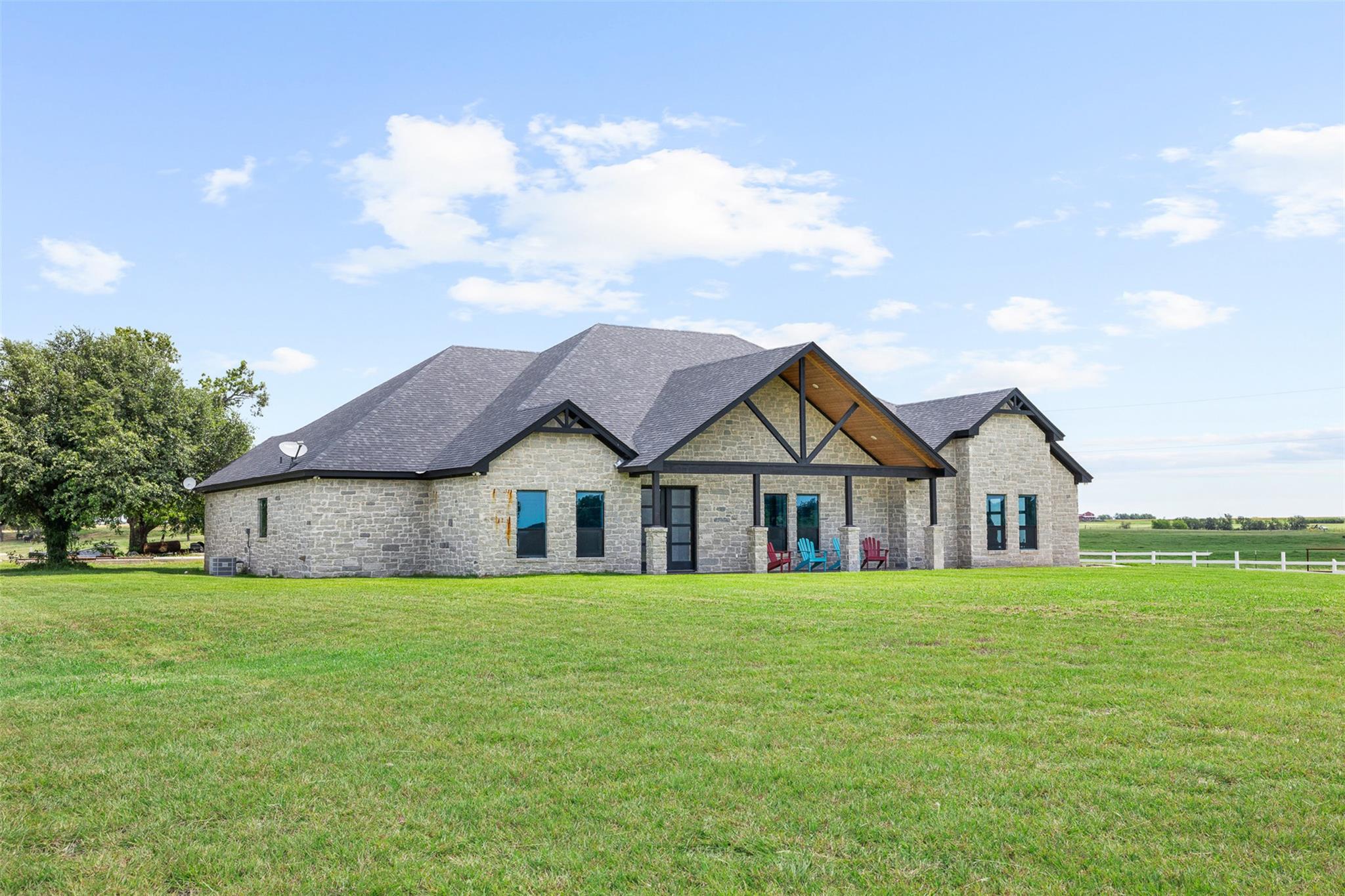 6021 Fm 1915 — photo 4