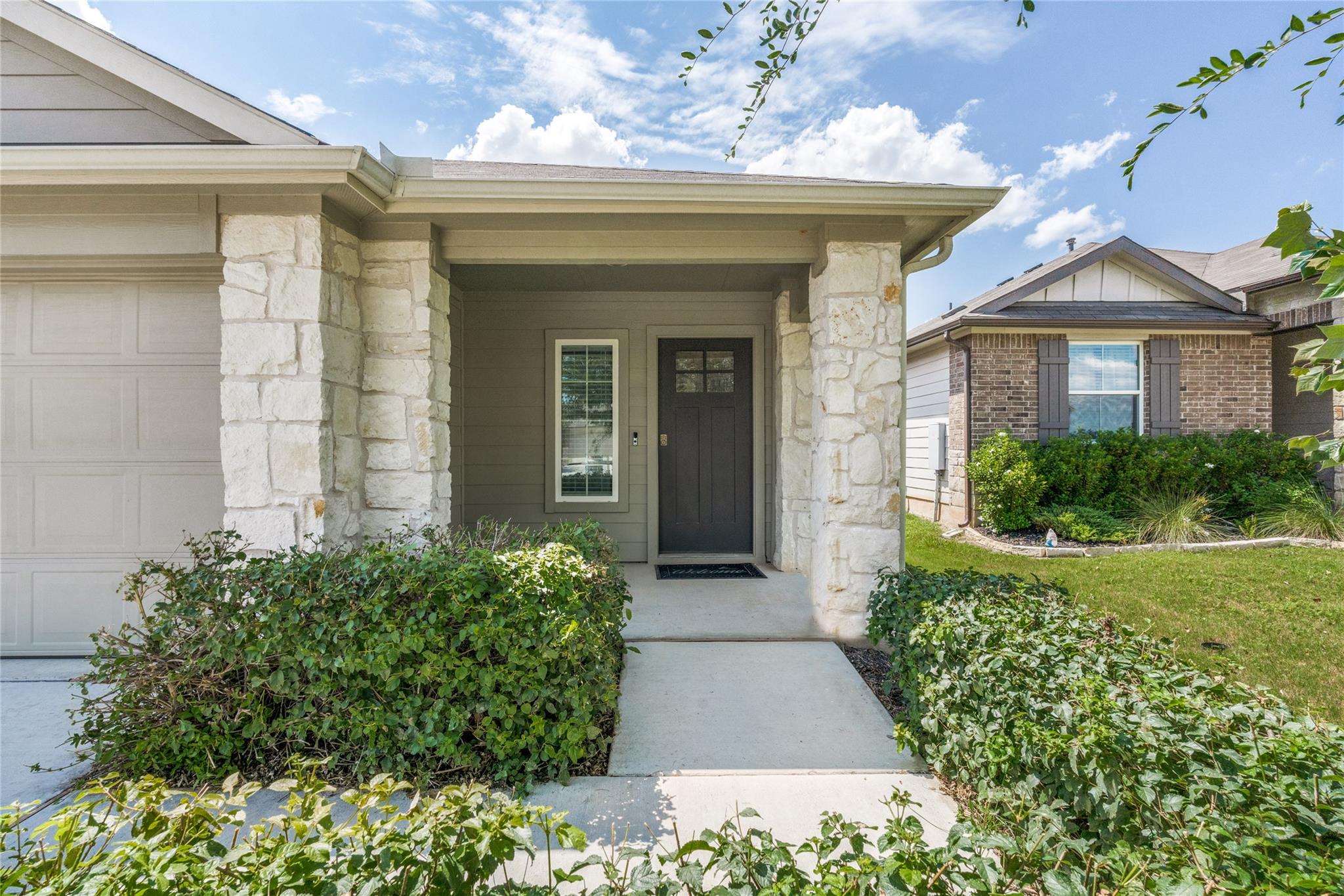 195 Coralbean DR — photo 3