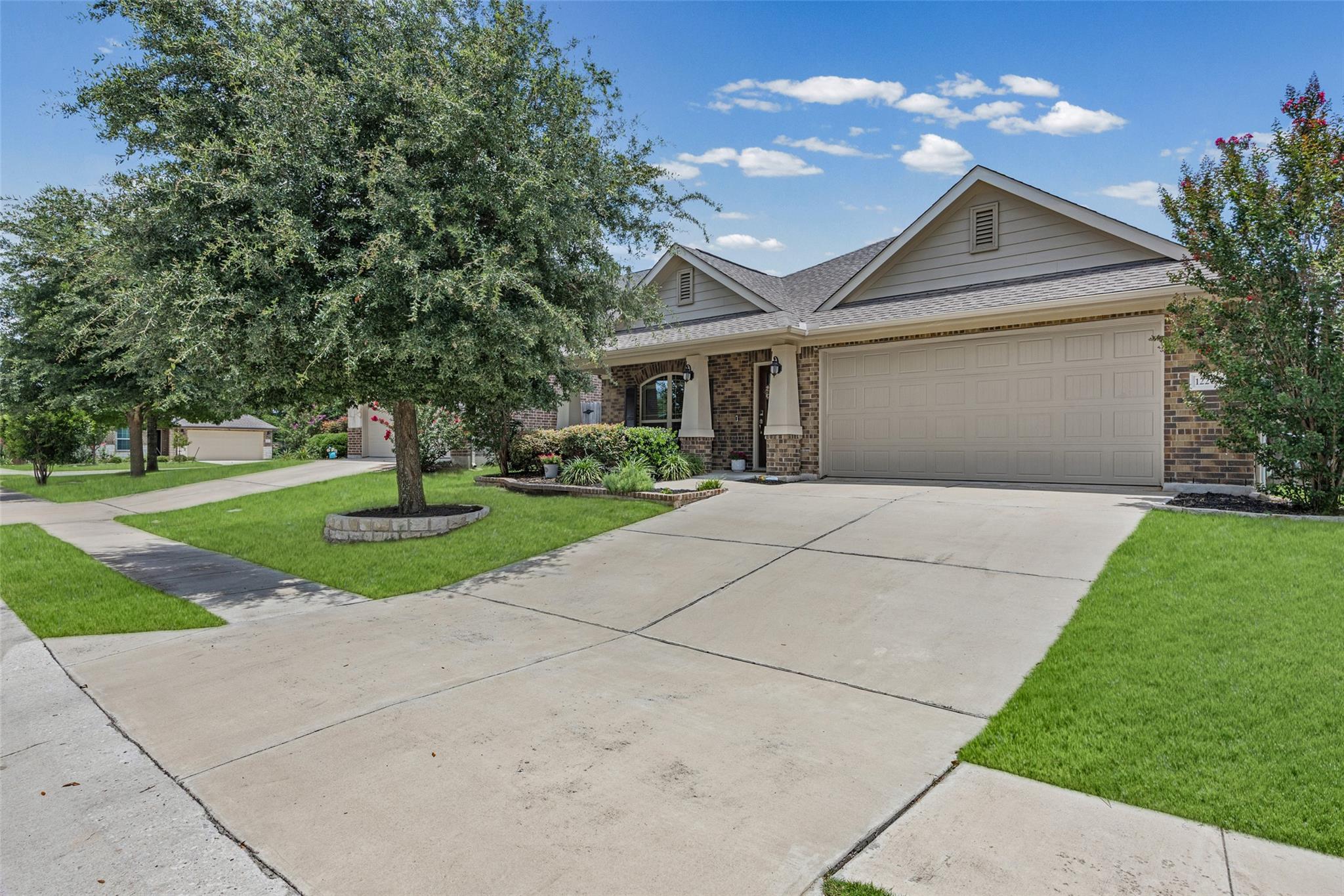 12203 Toluca DR — photo 3