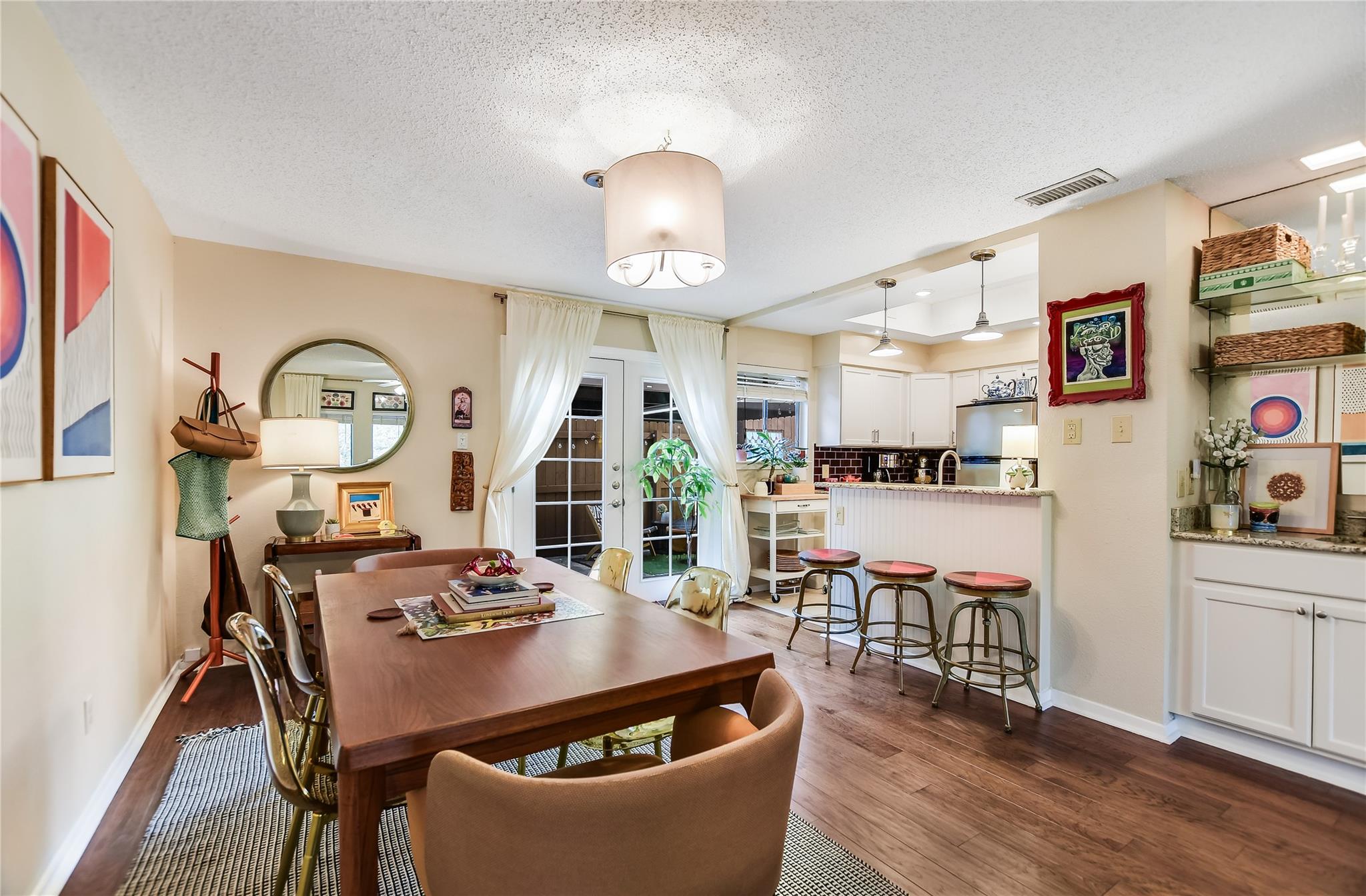 3601 Las Colinas DR #B — photo 4