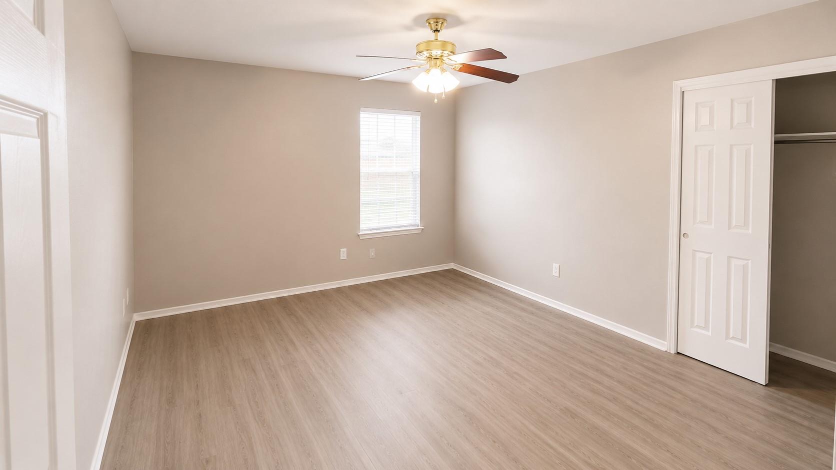 210 Lucky Clover LN — photo 4