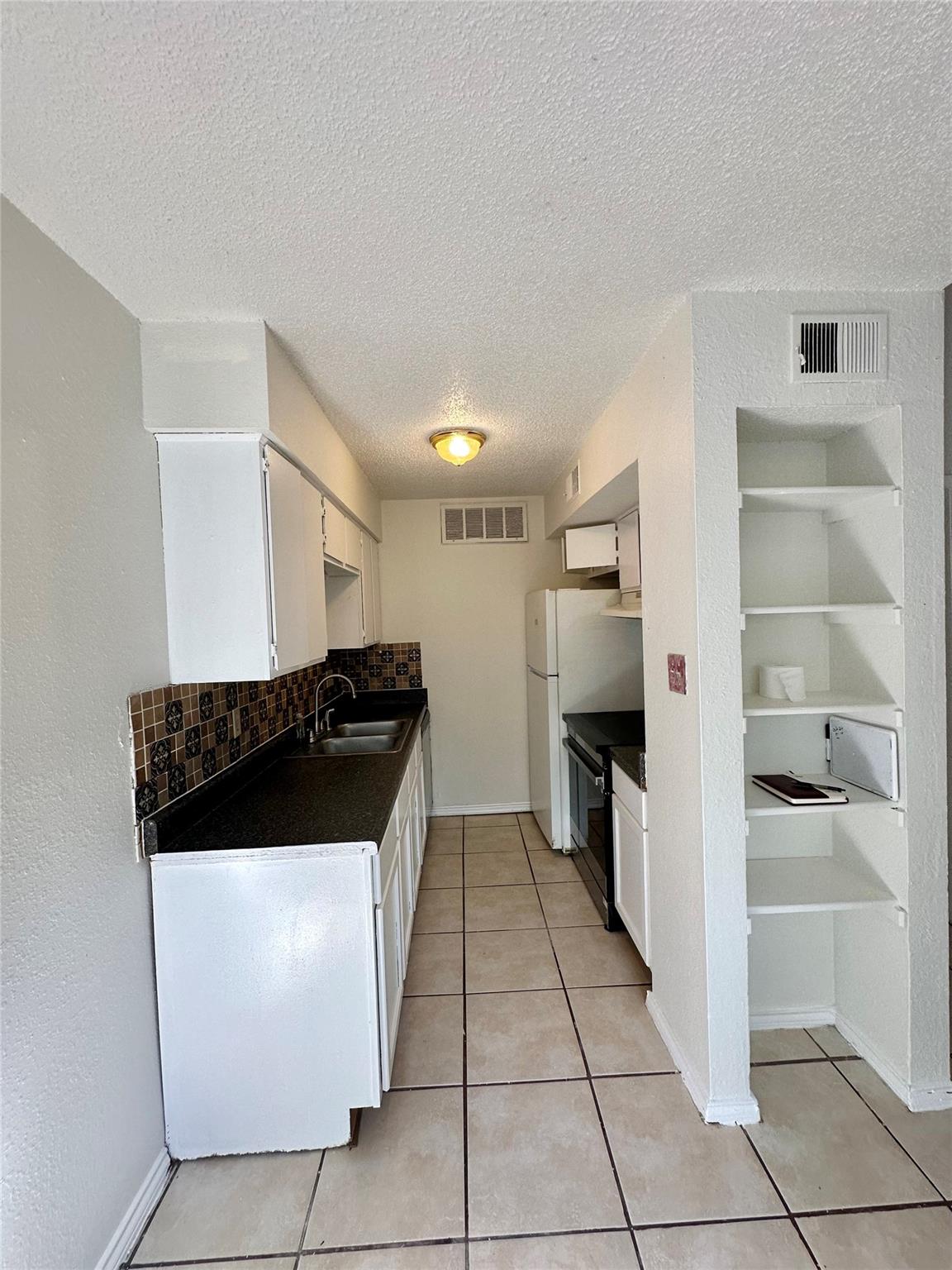 4322 Gillis ST #204 — photo 3