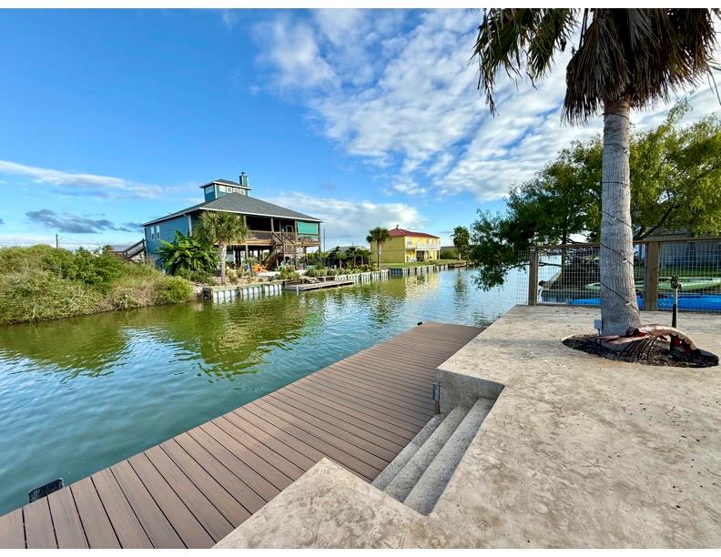 127 Copano Cove RD — photo 3