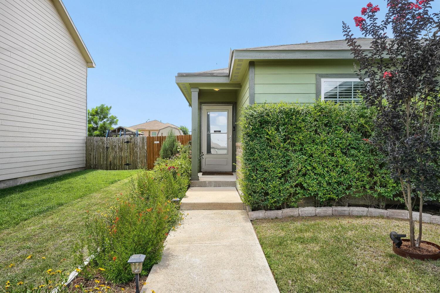 116 Millers LOOP — photo 3