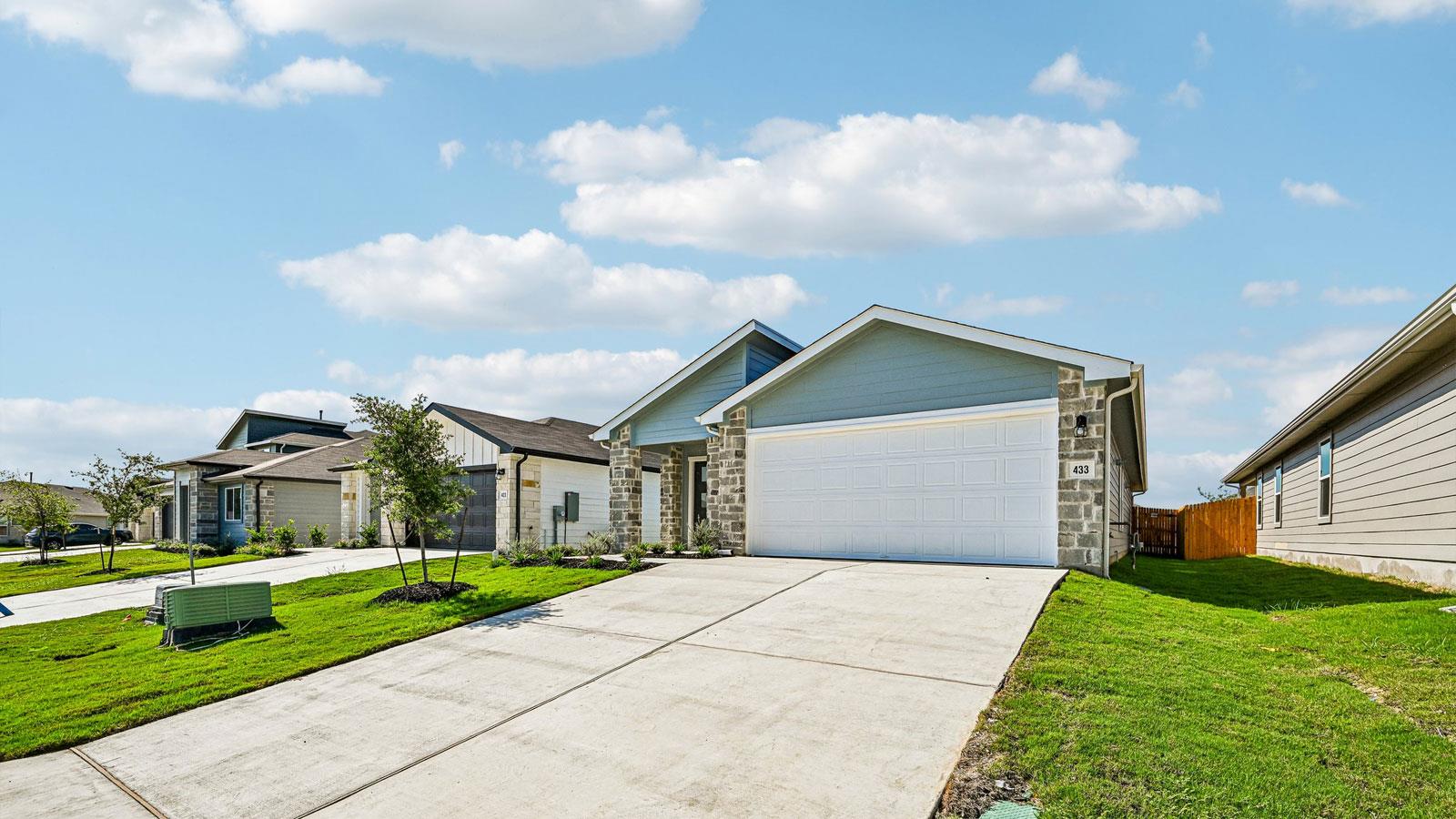 433 Mountain Pea RD — photo 3