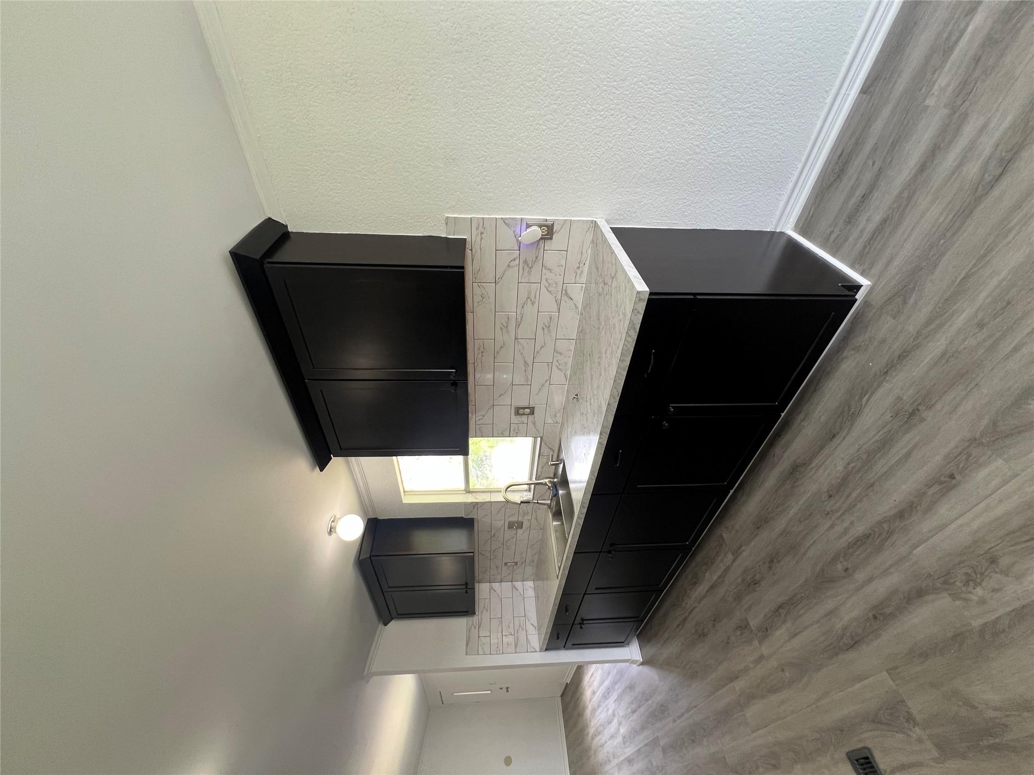 330 Grandview DR — photo 5