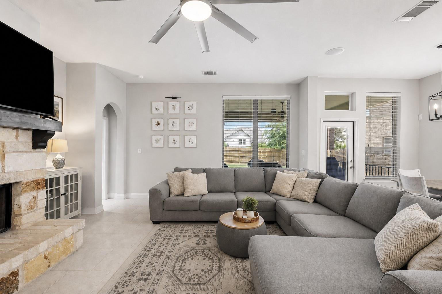5524 Brady Bayou CV — photo 5