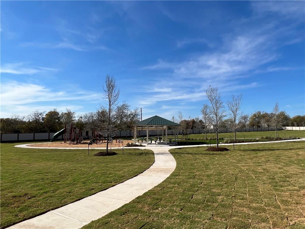 364 Crescent Park DR — photo 4