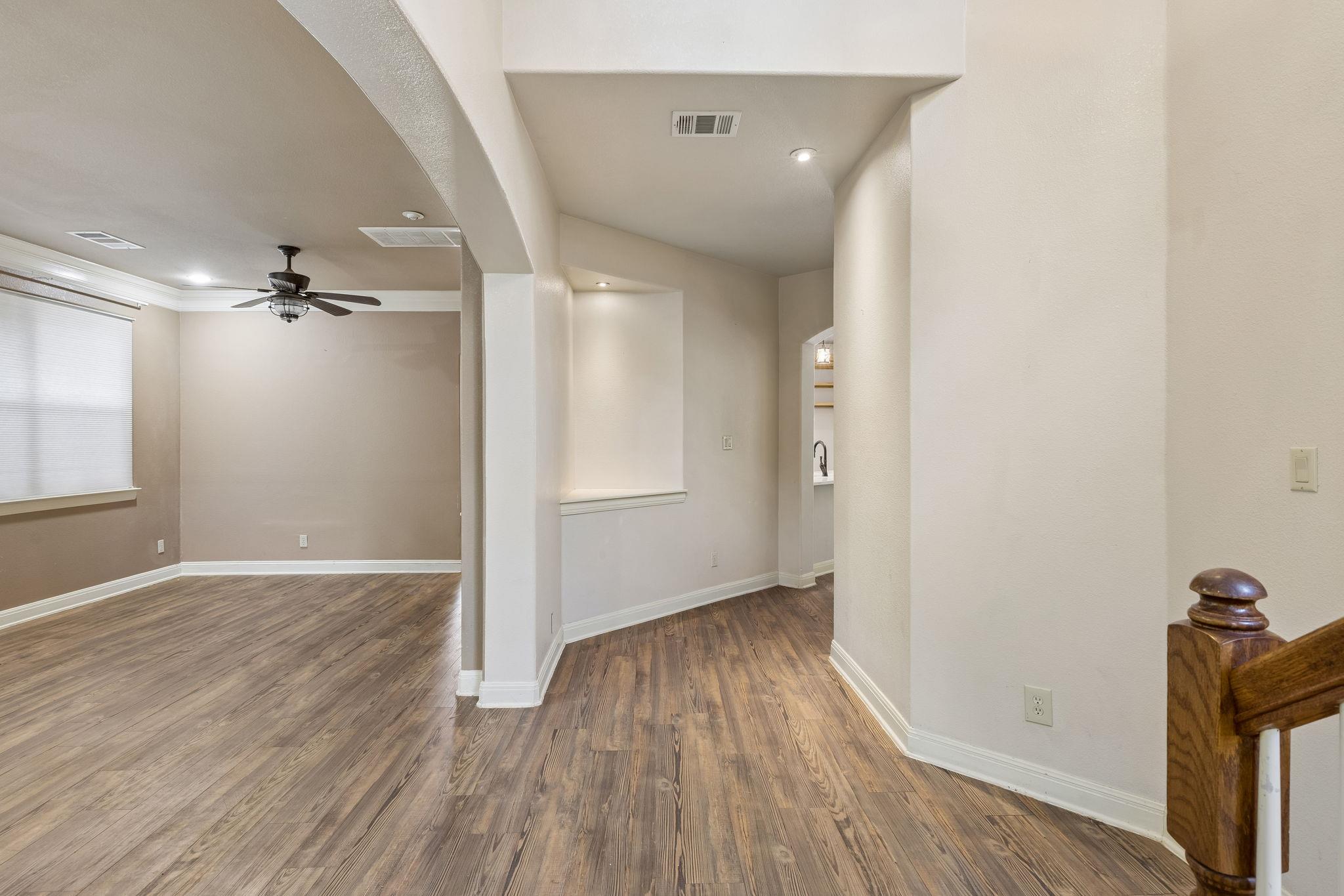 138 Papawai DR — photo 3