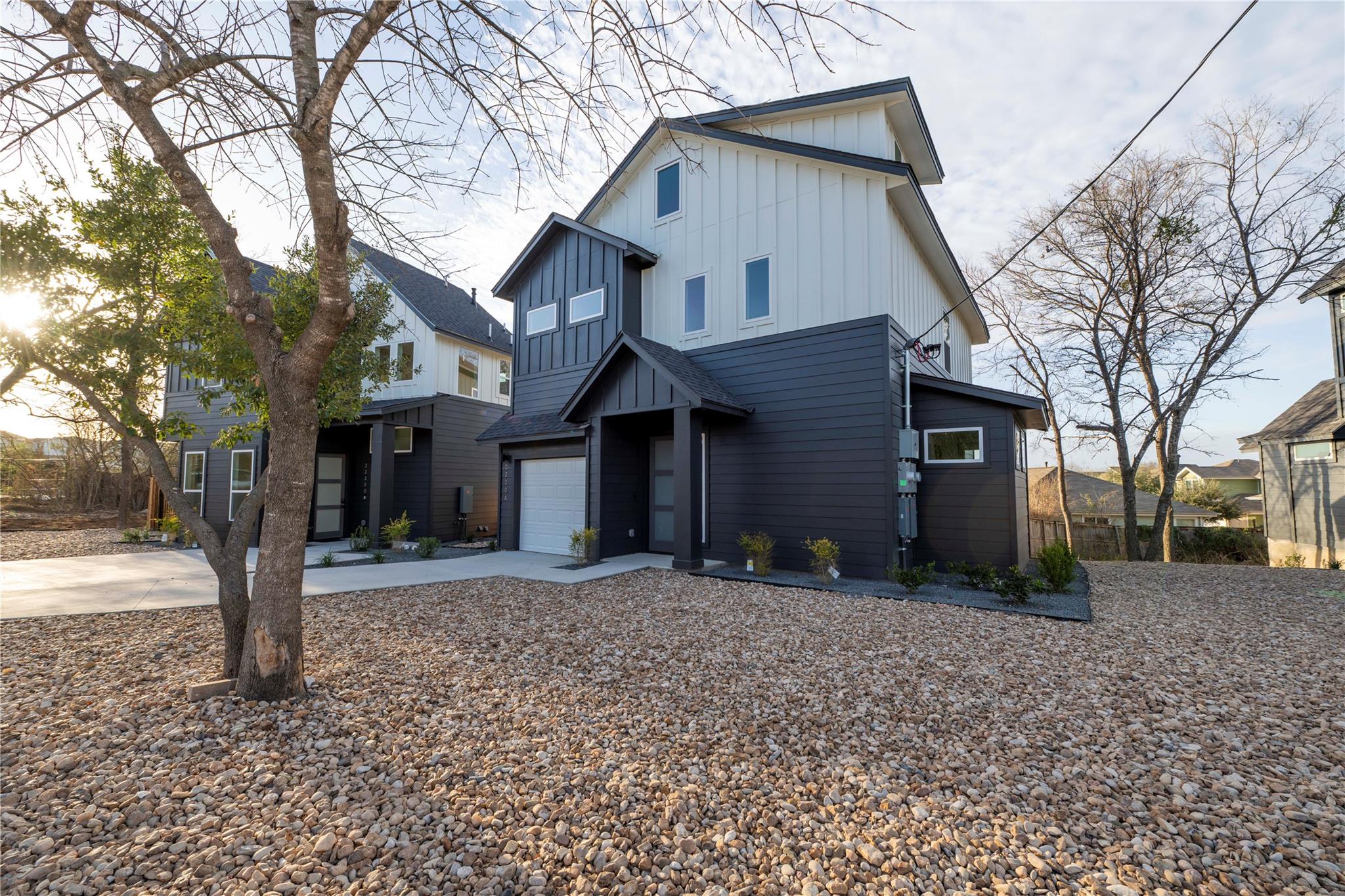 2220 Yellow Jacket LN #1 — photo 5