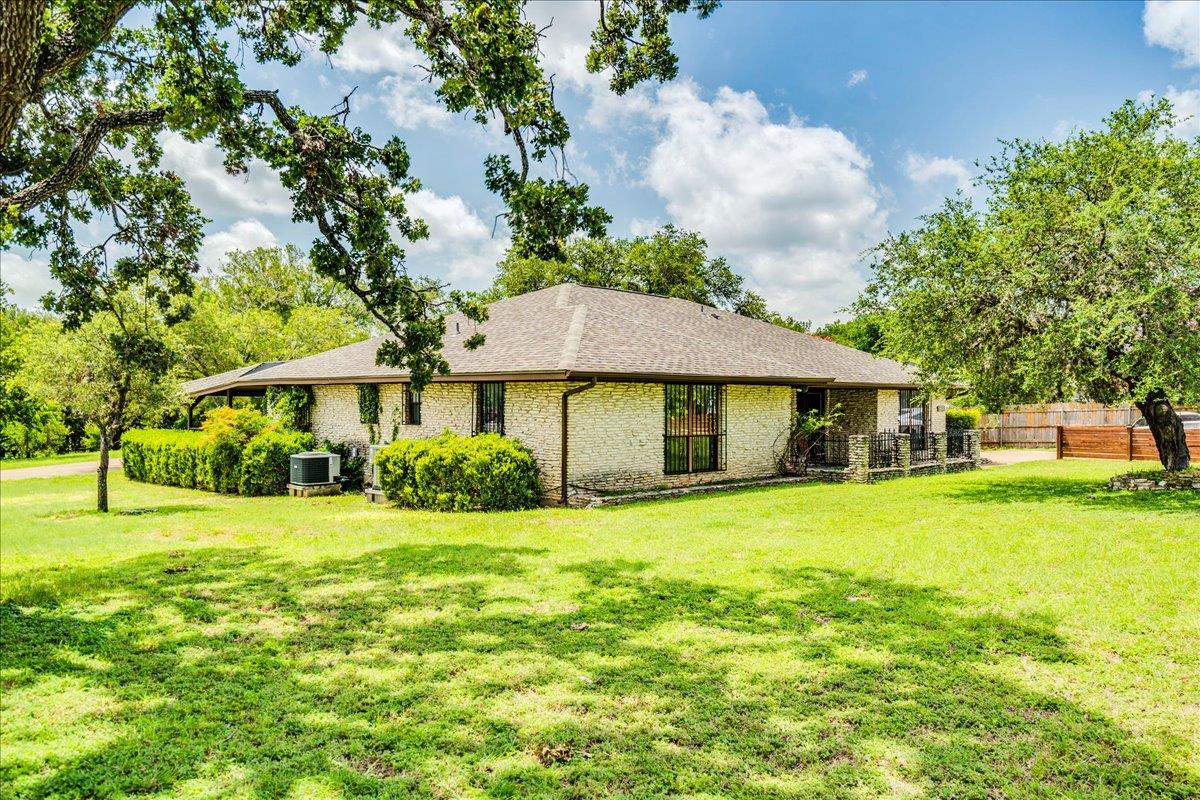 3225 Slaughter LN — photo 4