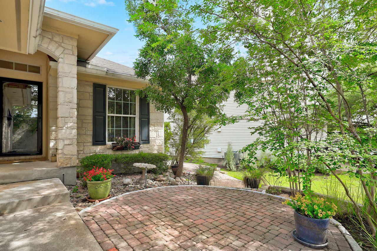1710 Gaylord DR — photo 3