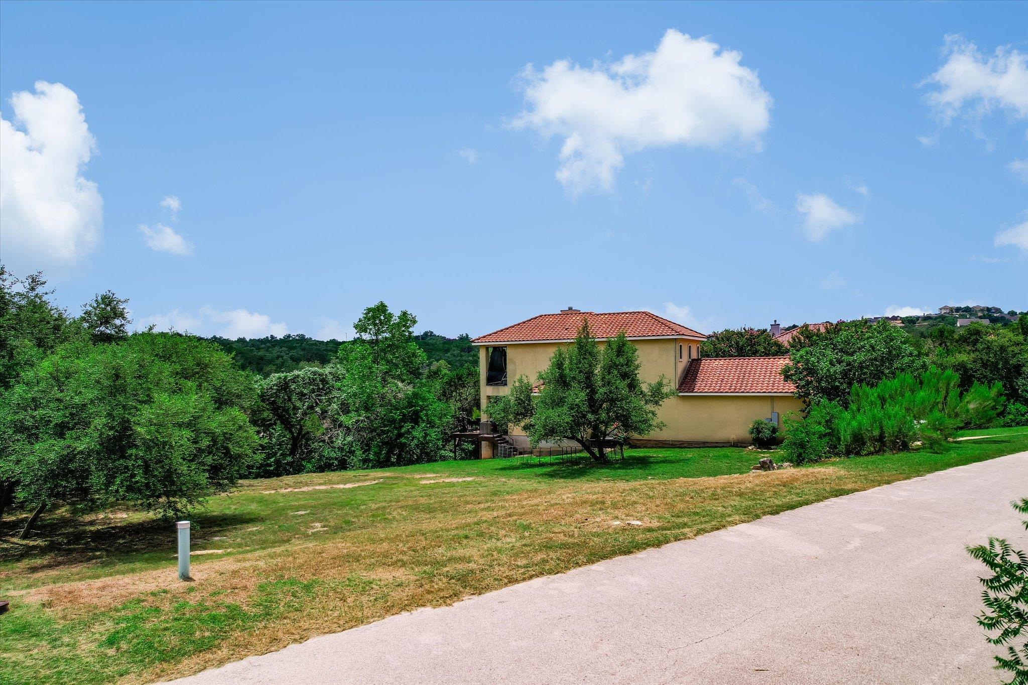 509 Heron DR — photo 4